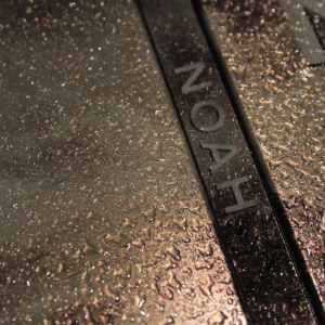 Noah Raindrop Steelbook Close-up 6