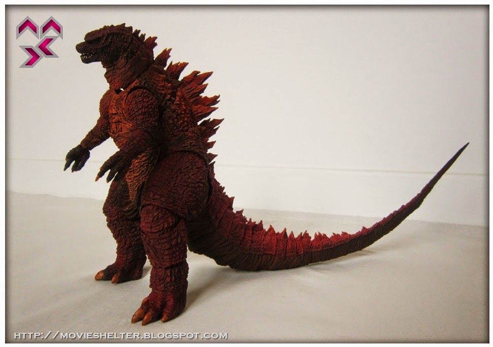 Godzilla_Limited_Edition_Bundle_with_Figurine_11.jpg