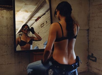 Michelle-Rodriguez-lingerie-hot-jeans.jpg