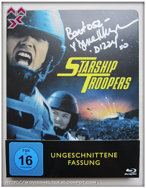 Starship_Troopers_Limited_Steelbook_Edition_signed_by_Dina_Meyer_01.jpg
