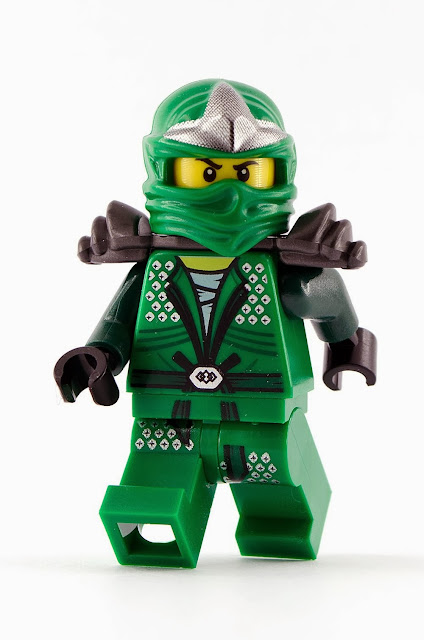 lego-ninjago-lloyd-zx-green-ninja-zx-minifigure.jpg