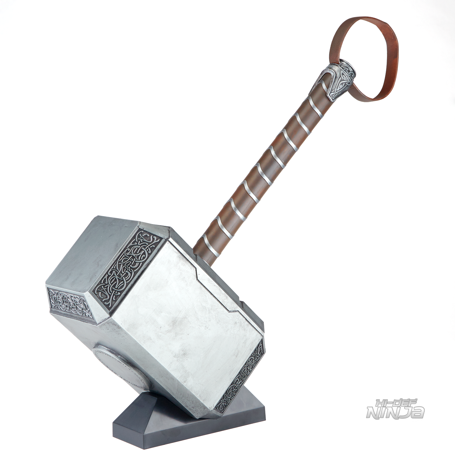 MARVEL LEGENDS SERIES THOR MJOLNIR (1) - White Background