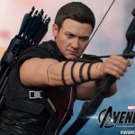 hawkeyeavengersfigure