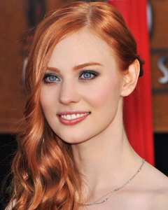 Deborah Ann Woll photo