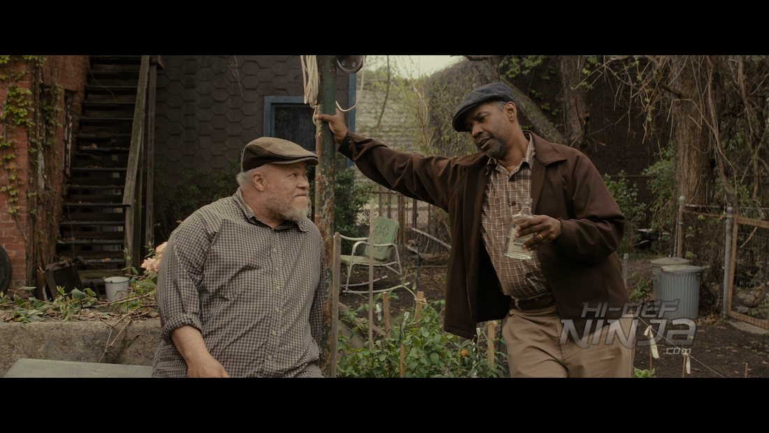 Fences' Review: Denzel Washington and Viola Davis Are Powerful