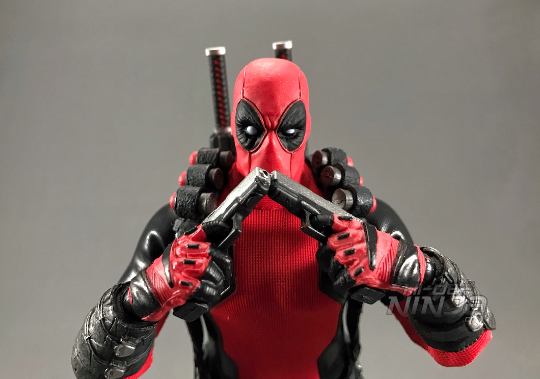 mezco toyz deadpool