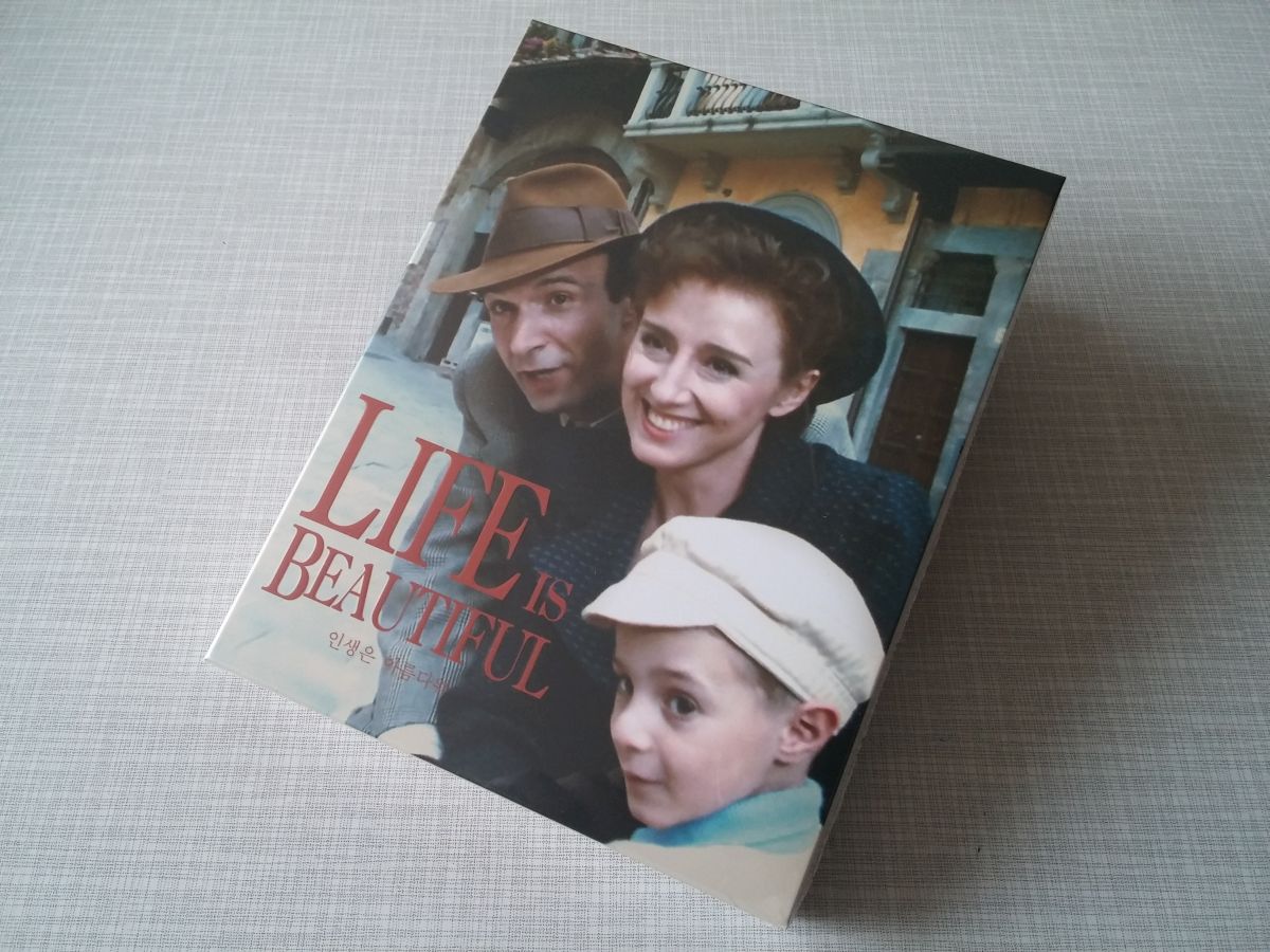 Slipbox - Life Is Beautiful (Limited Edition Lenticular Blu-ray 