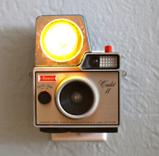 1-vintage-camera-night-light.gif