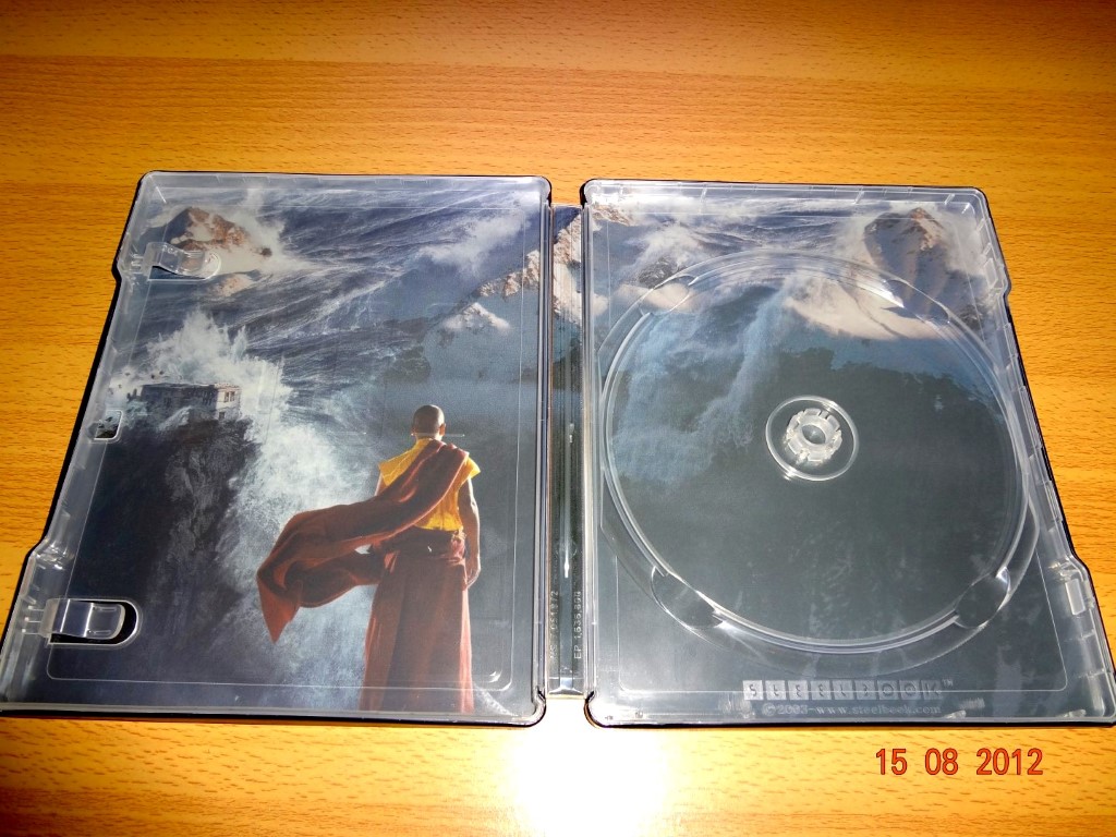 2012 CA Embossed Steelbook Inside.JPG