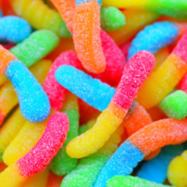 206f7ba66d09794c3fa337f2b16d0d3a--sour-gummy-worms-sour-skittles.jpg