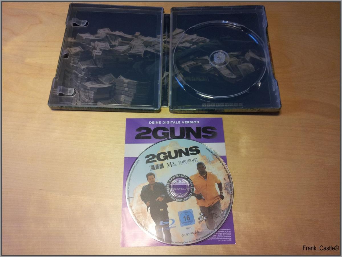 2guns4.jpg