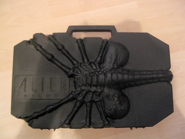 Alien_Trilogy_Facehugger_Set.jpg