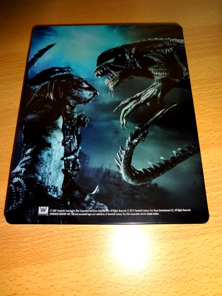 Aliens Vs Predator Requiem Embossed Steelbook UK Back.JPG