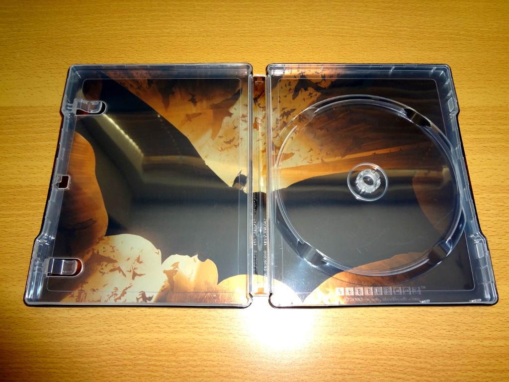 Batman Begins UK Steelbook Inside.JPG