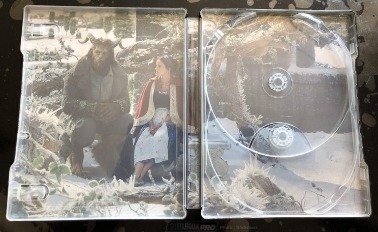 Beauty-and-the-Beast-steelbook-zavvi-4-768x472.jpg