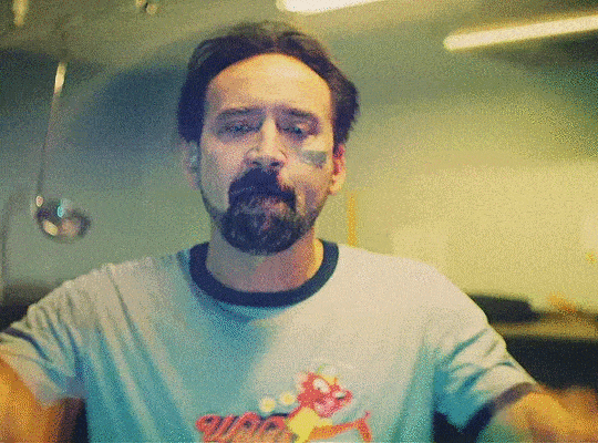 C563DFCF-E9D6-4333-8A77-3A810B457D00.gif
