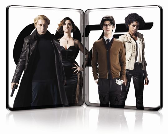 cat_skyfall-steelbook-open.jpg