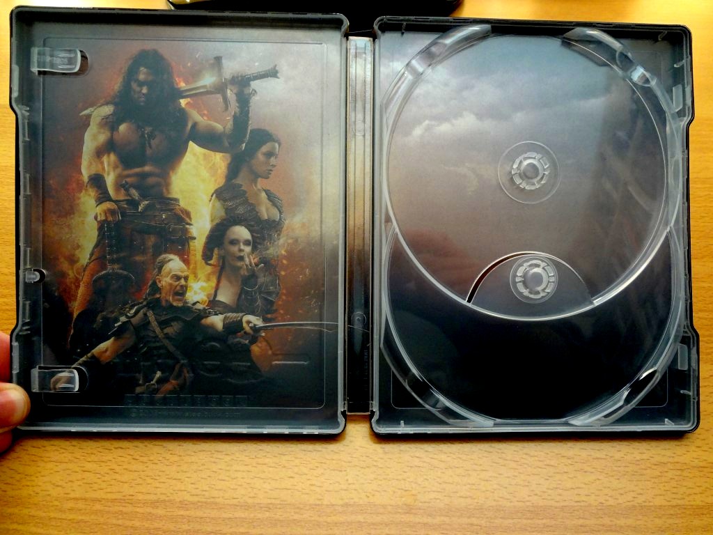 Conan 3D French Embossed Steelbook Inside.JPG
