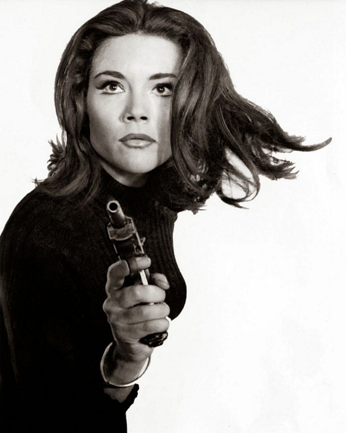 diana-rigg-emma-peel-01.jpg