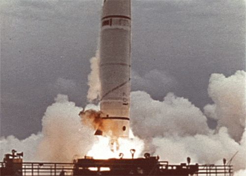 e8ec30bf8d7e46993ead5112e28b9598.gif