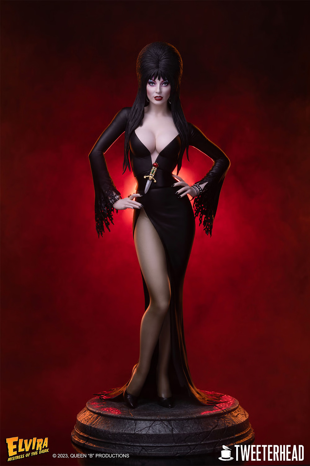 elvira-mistress-of-the-dark-14-scale-maquette-by-tweeterhead_elvira_gallery_650a18e5bdd46.jpg