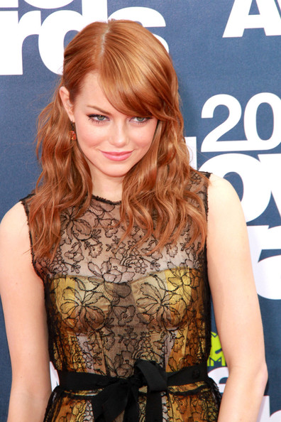 Emma-Stone-Red-Hair-Marchesa-2011-MTV-Movie-Awards-Studio-City-June-5-2011.jpg