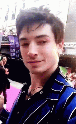 ezra-miller-smile.gif