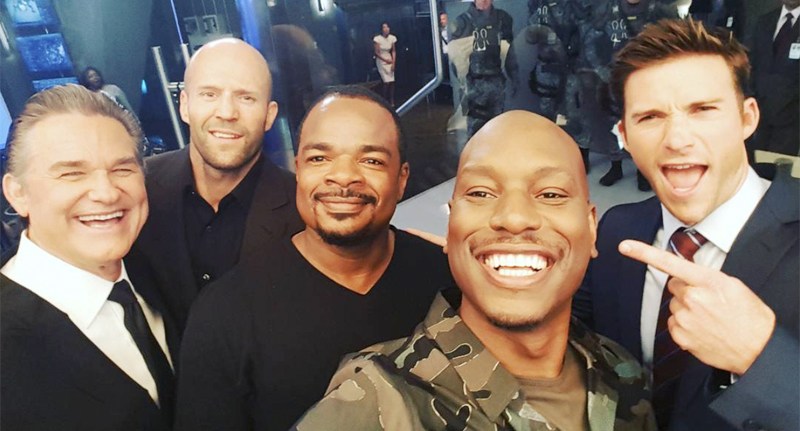 fast8-setvideo-cast.jpg