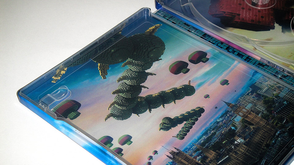 fotografias-del-steelbook-de-pixels-en-blu-ray-original (10).jpg