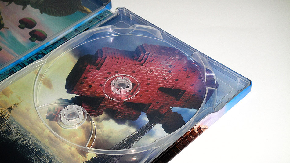fotografias-del-steelbook-de-pixels-en-blu-ray-original (11).jpg