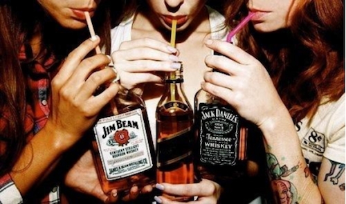 girls-binge-drinking.jpg