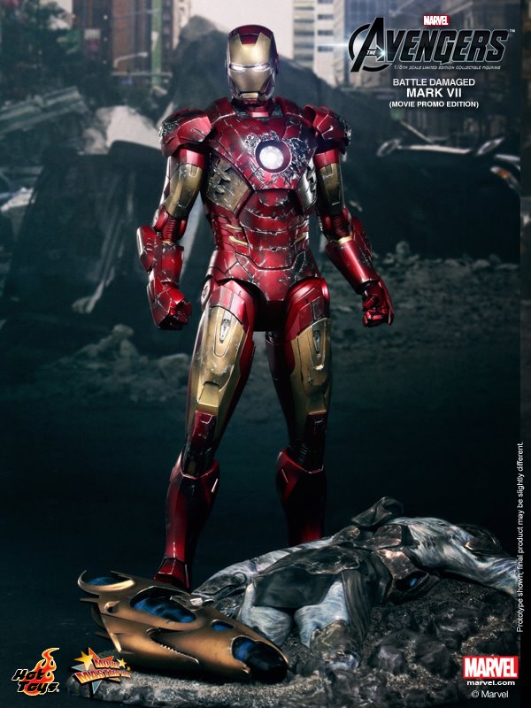 Hot-Toys-Battle-Damaged-Iron-Man-Mark-VII-002.jpg