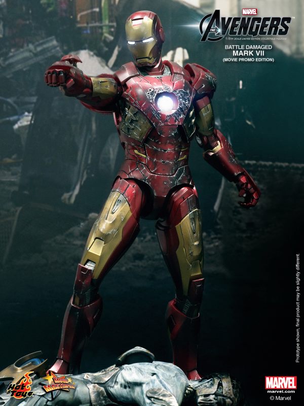 Hot-Toys-Battle-Damaged-Iron-Man-Mark-VII-005.jpg