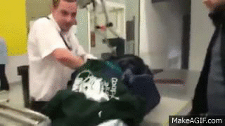 jQaxLT6mXmoGQ.gif