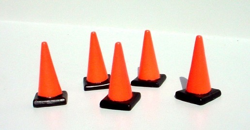 larrygscTRAFFICCONESRESIN.jpg