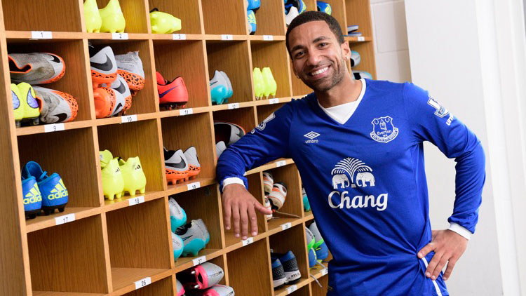 lennon750_bootroom.jpg