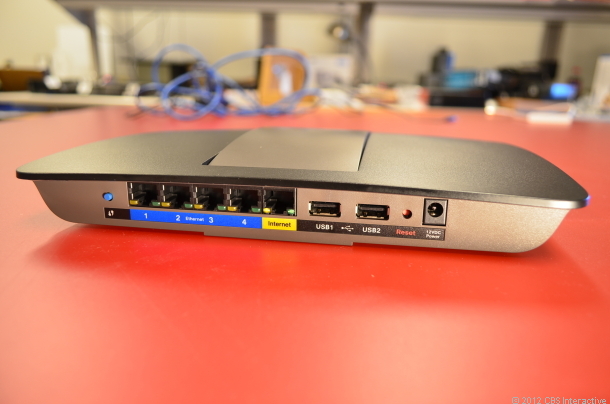 LinksysEA6500_%283%29_610x404.jpg