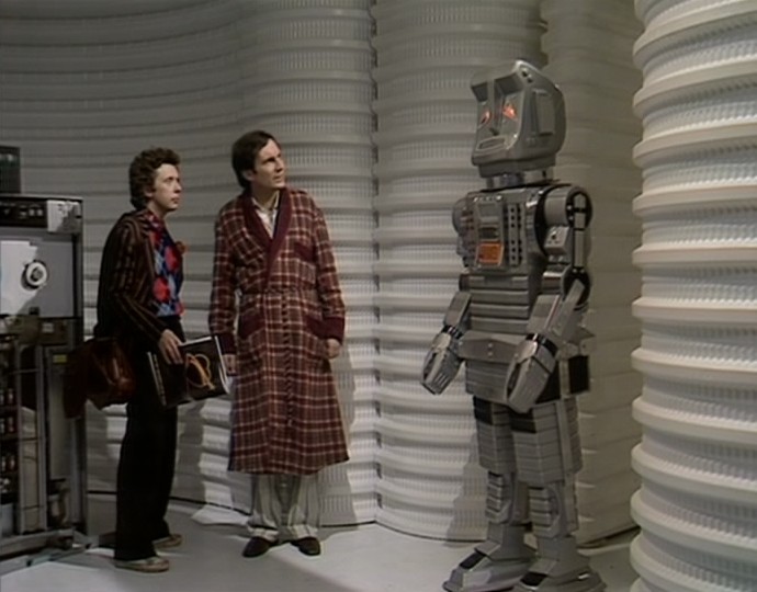 Marvin_meets_Ford_and_Arthur.jpg