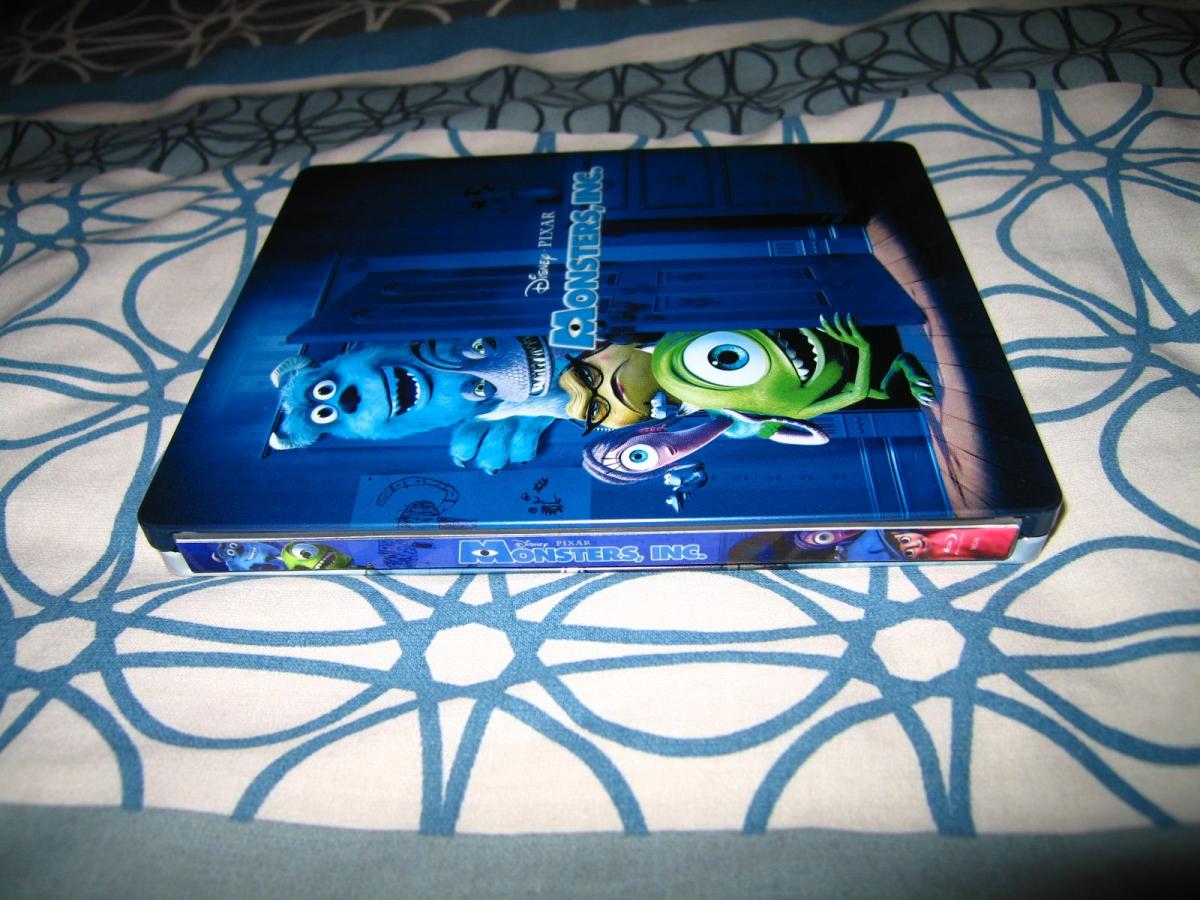 MonstersInc_PIXAR_2.jpg