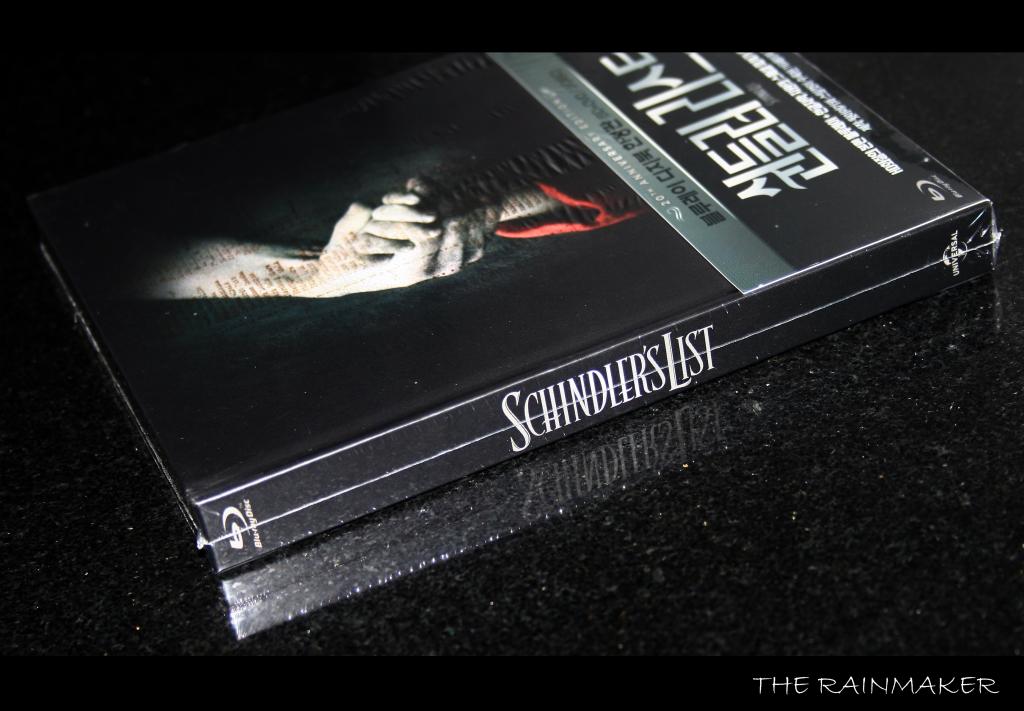 SchindlersList3_zps55c56c87.jpg