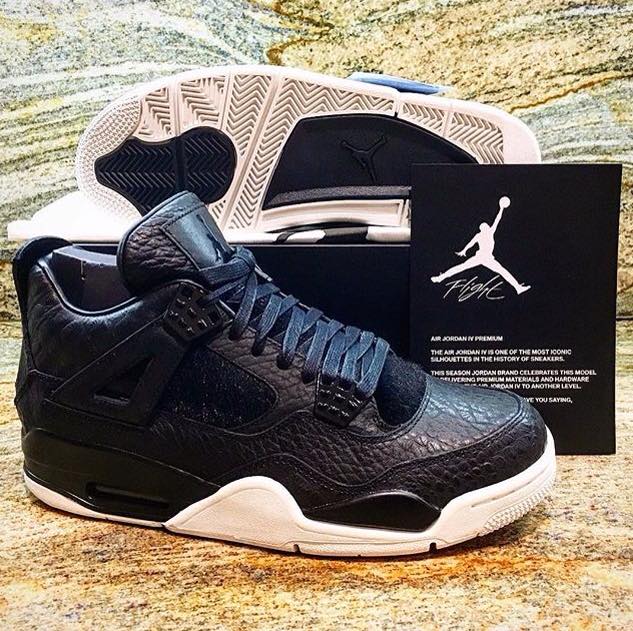 SNKR_ApPinn.jpg