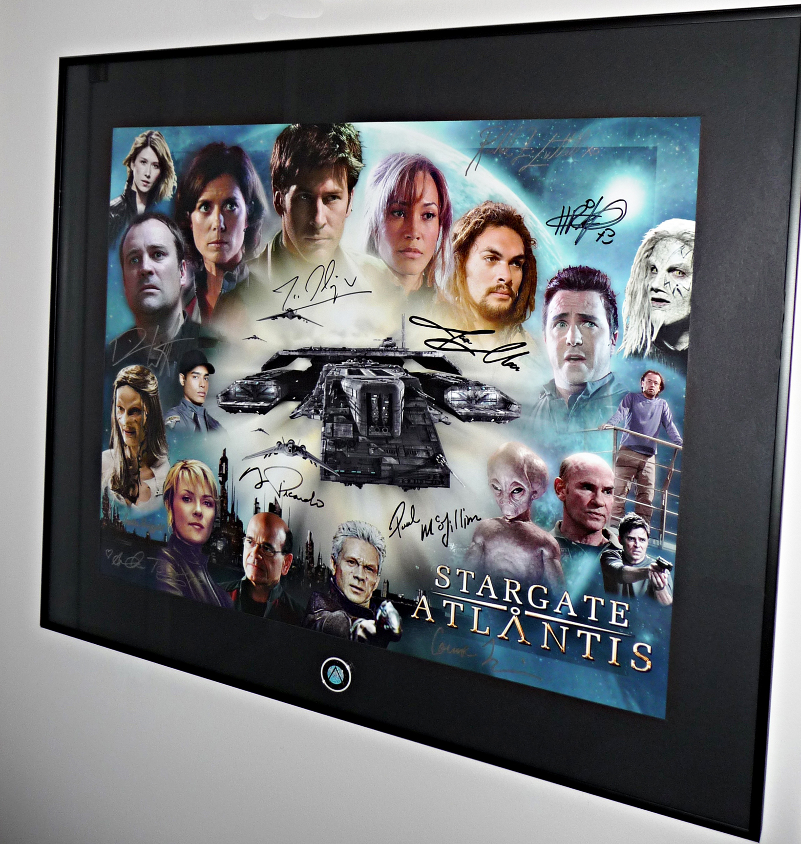 Stargate Atlantis 9 Autographs.jpg