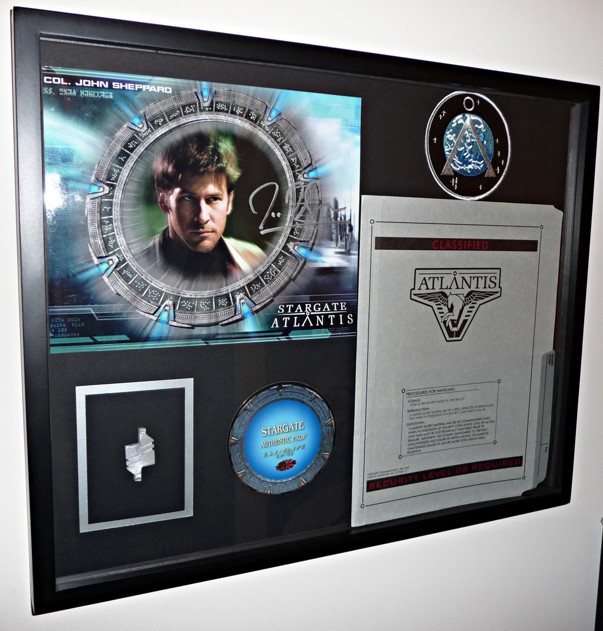 Stargate Atlantis Props & Autograph.jpg