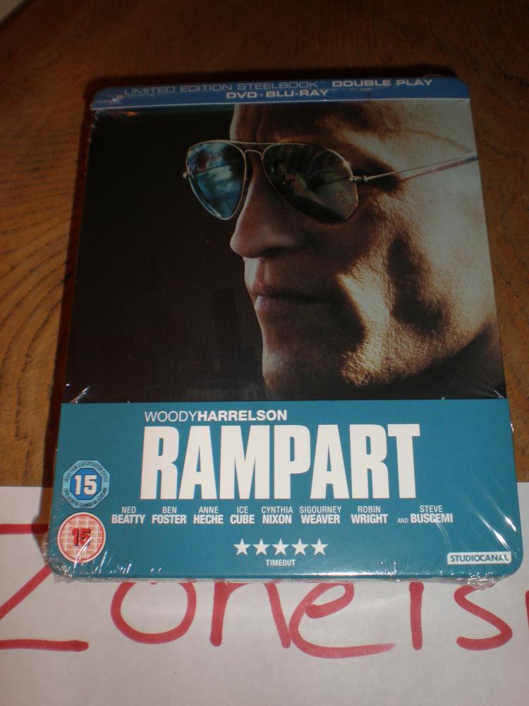 steelbooks 100712 004.jpg