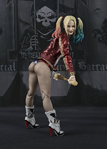 Suicide-Squad-Harley-Quinn-SH-Figuarts-003.jpg
