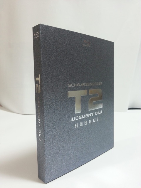 T2 SLIPCOVER.jpg