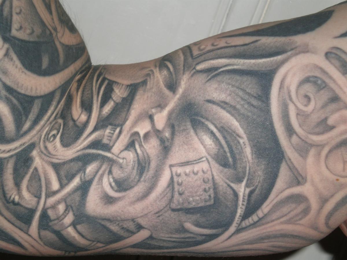 Tattoos 044.jpg