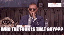tenor (11).gif