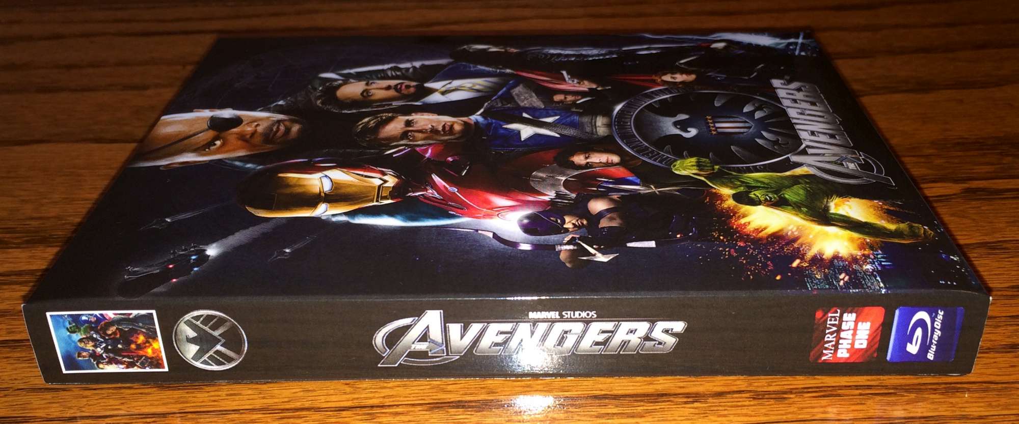 The Avengers Steelbook Slipcover  (2).jpg