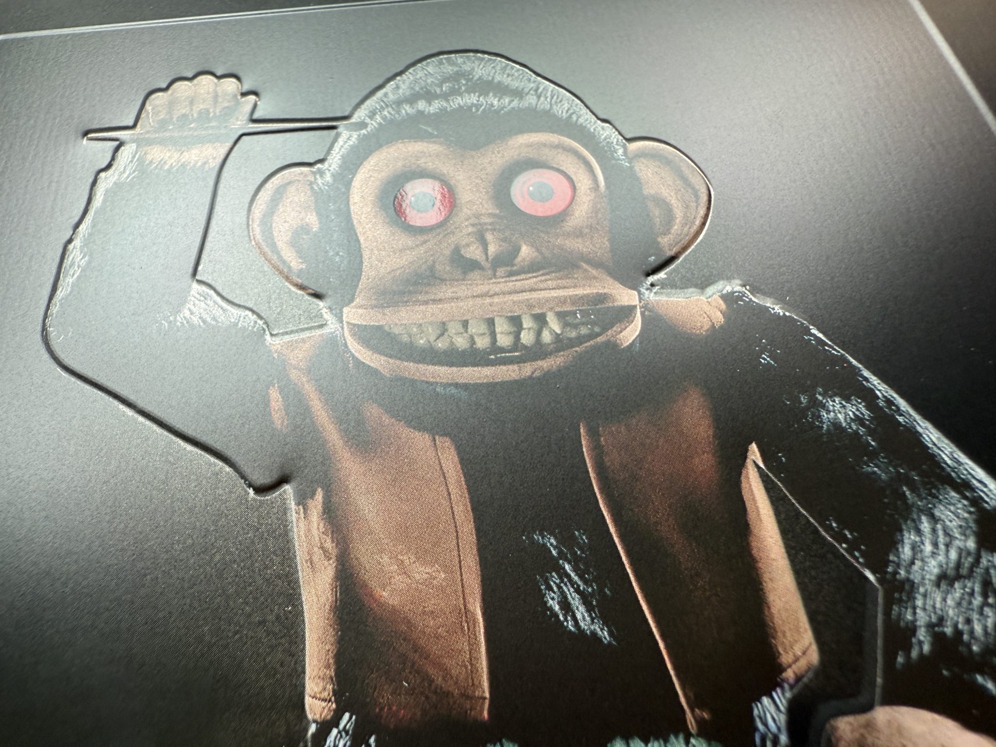 the-monkey-steelbook-eagle-pictures.jpeg